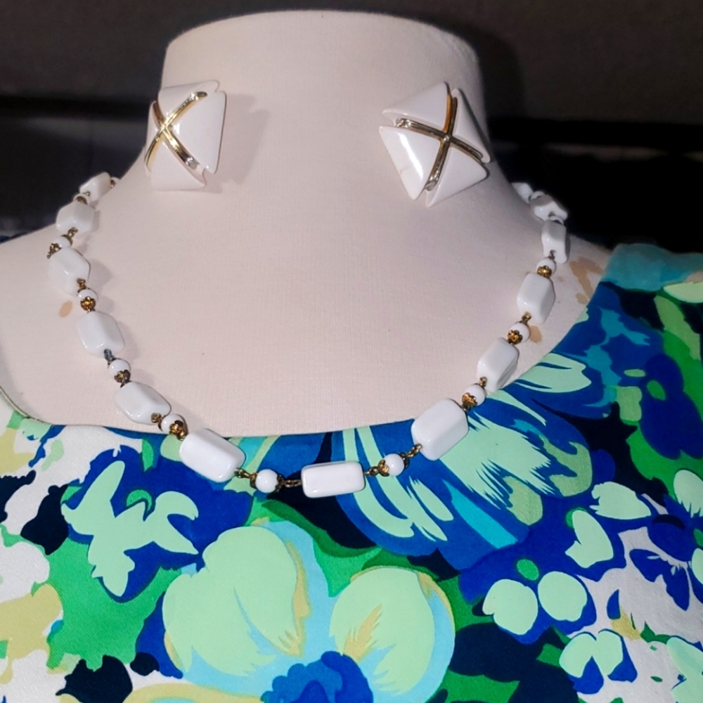 Necklace and earrings